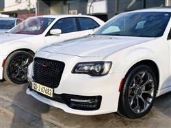 کرایسلەر 300